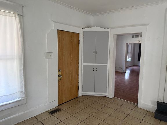 4th image of 2921 7th St