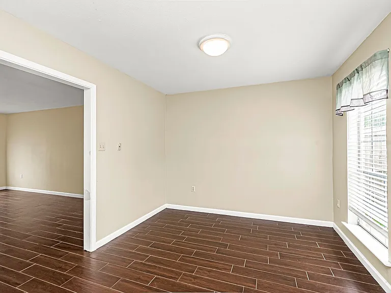 522 S Flannery Rd #A — Photo 3