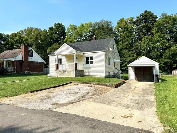 3rd image of 10433 Maria Ave