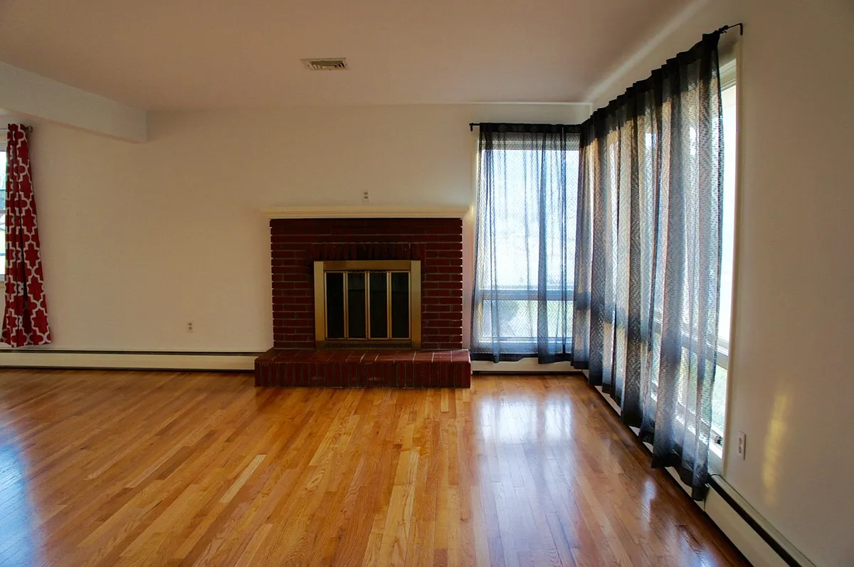Building Photo - 707 Ishler St