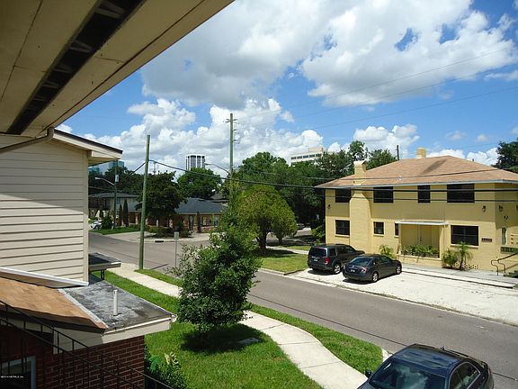4th image of 1450 Palm Ave #1450