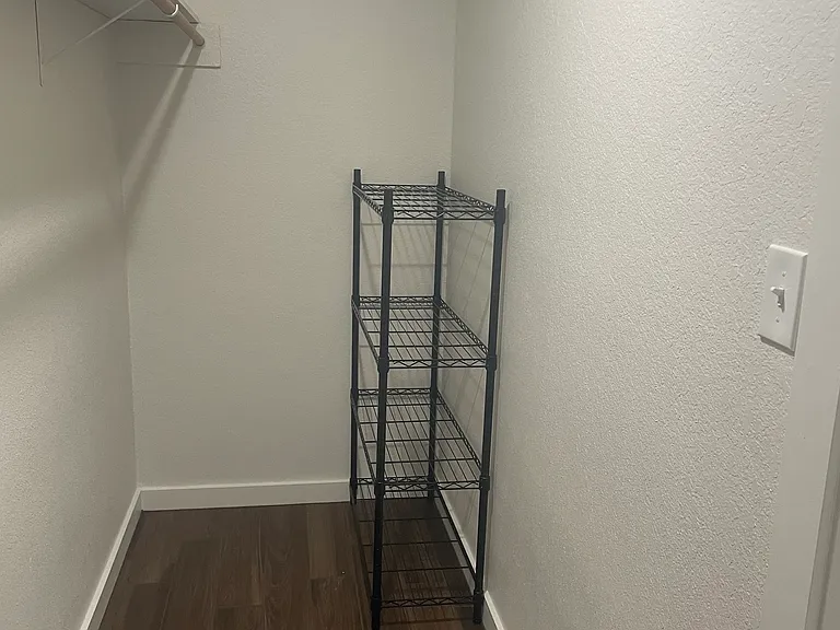 201 San Saba St — Photo 19