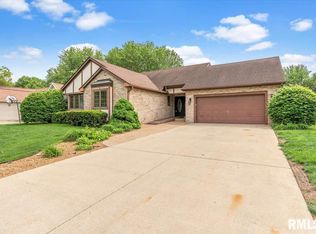 1204 Harmony Ct, Springfield, IL 62703
