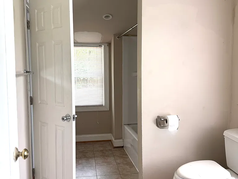 2758 Chain Bridge Rd — Photo 28
