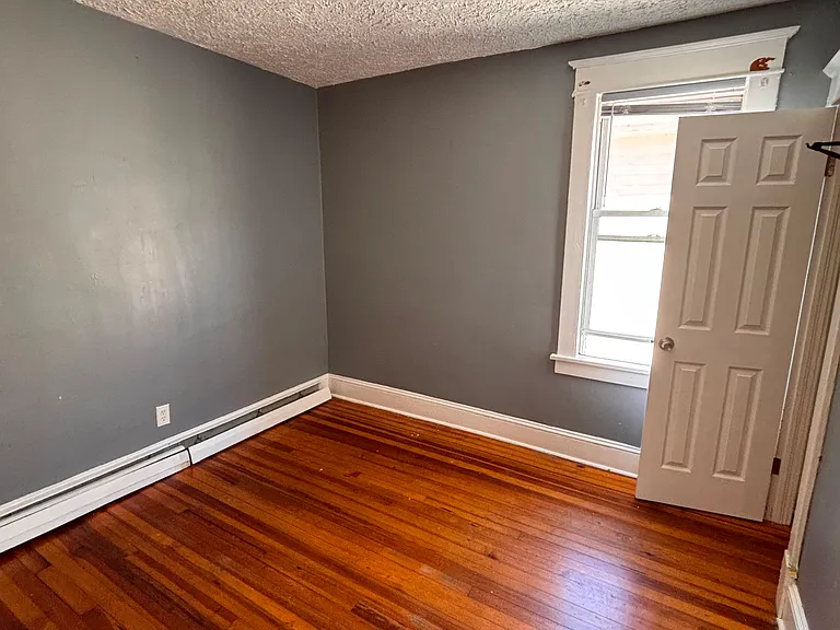 21 Hawk St #2 — Photo 5