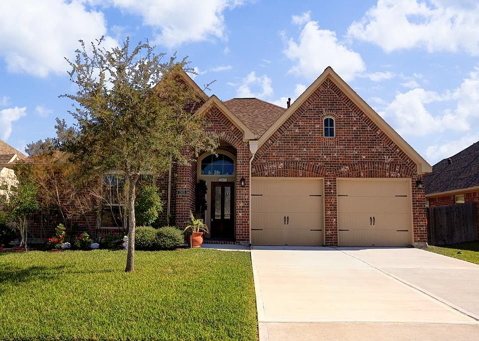 1st image of 2805 Field Hollow Dr