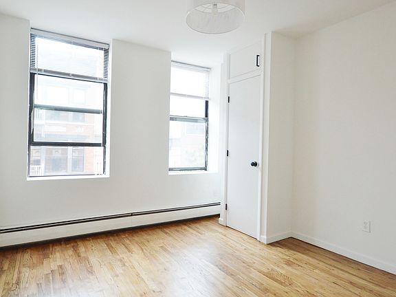 2nd image of 14 Orchard St #E4
