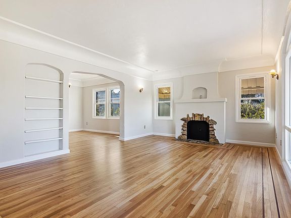 4th image of 1216 Amador Street