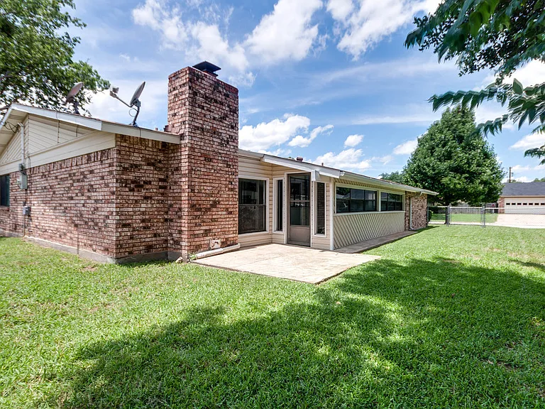 804 Forest Glen Dr — Photo 21