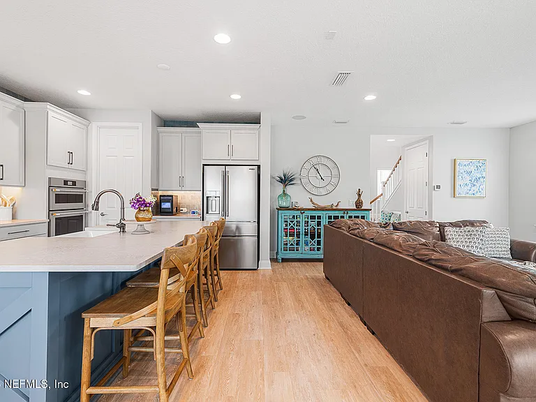 428 Blue Hampton Dr — Photo 11