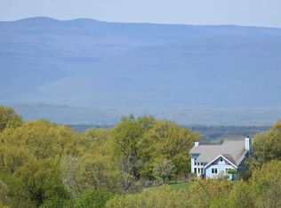 153 Taghkanic Rd, Elizaville, NY 12523