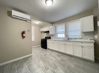 302 Arlington Ave #2E, Jersey City, NJ 07304
