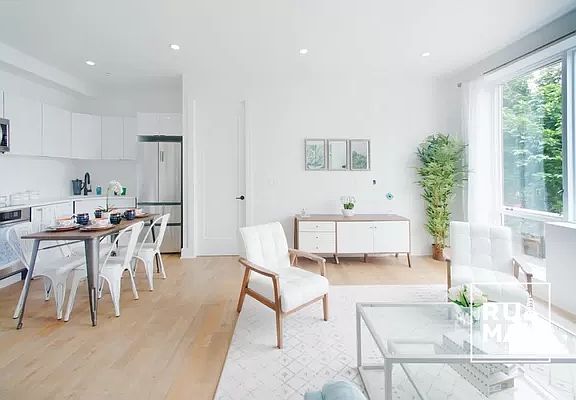 3rd image of 1257 Jefferson Ave #2