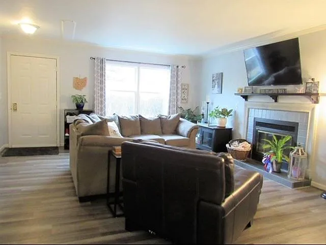 9169 Dominion Cir — Photo 3