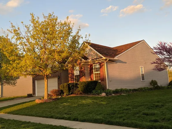 736 Chapelgate Dr, Fairborn, OH 45324