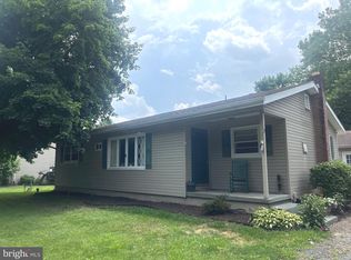 20 Keller Ave, Hellam, PA 17406