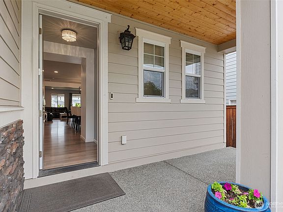3rd image of 13922 63rd Avenue Ct E