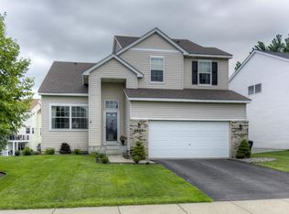 6902 Falmouth Curv, Shakopee, MN 55379