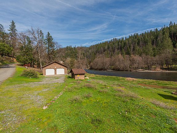 3rd image of 2393 Poker Bar Rd