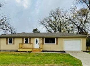 202 S Walnut St, Plattsburg, MO 64477