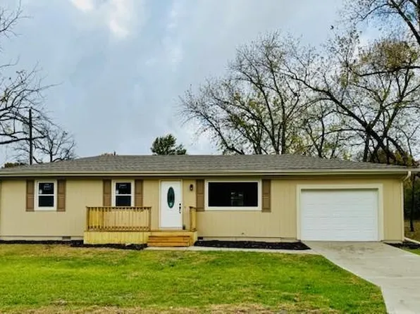 202 S Walnut St, Plattsburg, MO 64477
