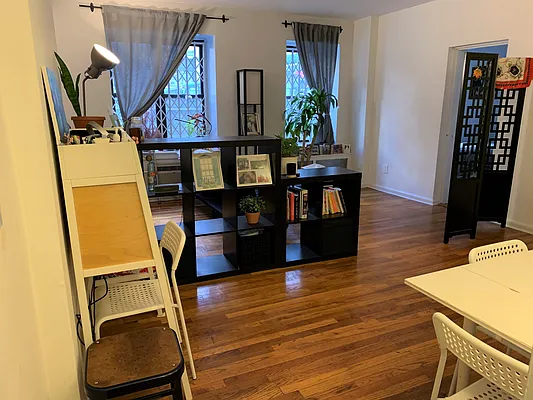 Rented by Joe Gotham LTD | media 2