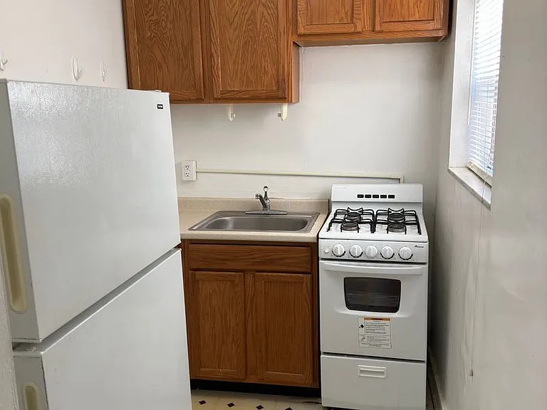 5424 Fifth Ave — Photo 94