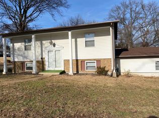 105 E Thornton Ave, Saint Louis, MO 63119