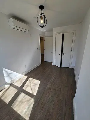 Rented by Cityside Rentals Corp | media 19