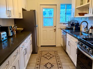1778 Rogers Pl APT B, Costa Mesa, CA 92627