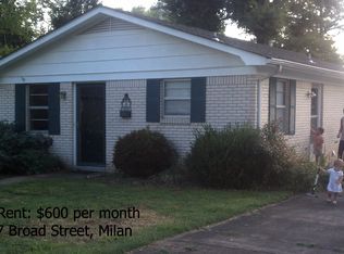 1157 Broad St, Milan, TN 38358