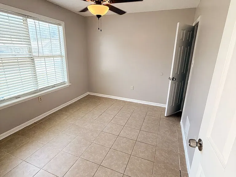 15 Pinedale Cir — Photo 8