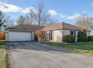 5010 Seville Dr, Englewood, OH 45322