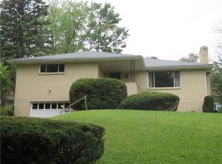 441 Clair Dr, Pittsburgh, PA 15241