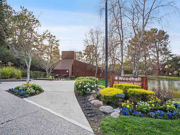 3rd image of 671 Ironbark Cir