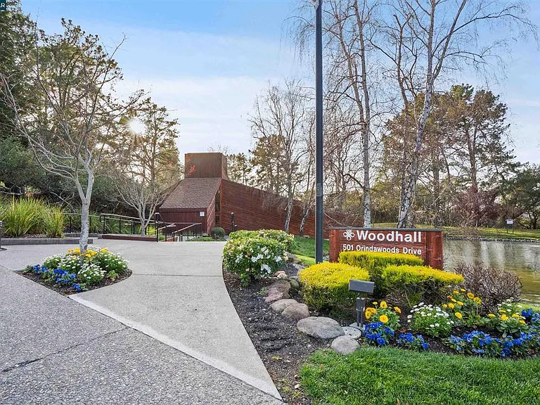 671 Ironbark Cir — Photo 3