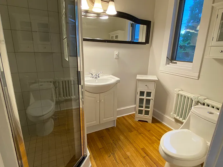 130 Home St — Photo 17