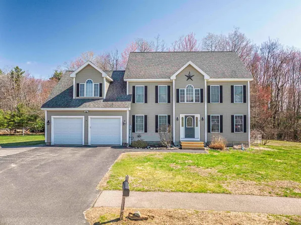 12 Maize Drive, Somersworth, NH 03878