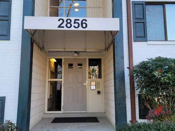 2856 Dover Ln APT 201, Falls Church, VA 22042