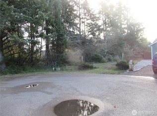 311 Sycamore Ct SE, Ocean Shores, WA 98569