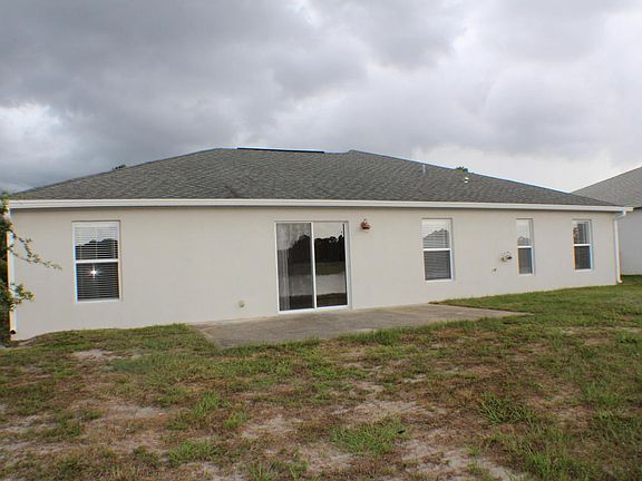 3rd image of 5403 Yaupon Holly Dr