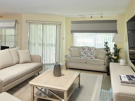 5th image of 1110 SW 125th Avenue #314m