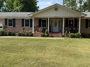 142 Chillingham Rd, Irmo, SC 29063