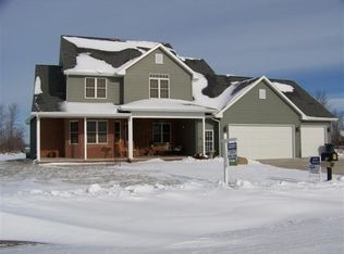 26 W Elm St, HILBERT, WI 54129