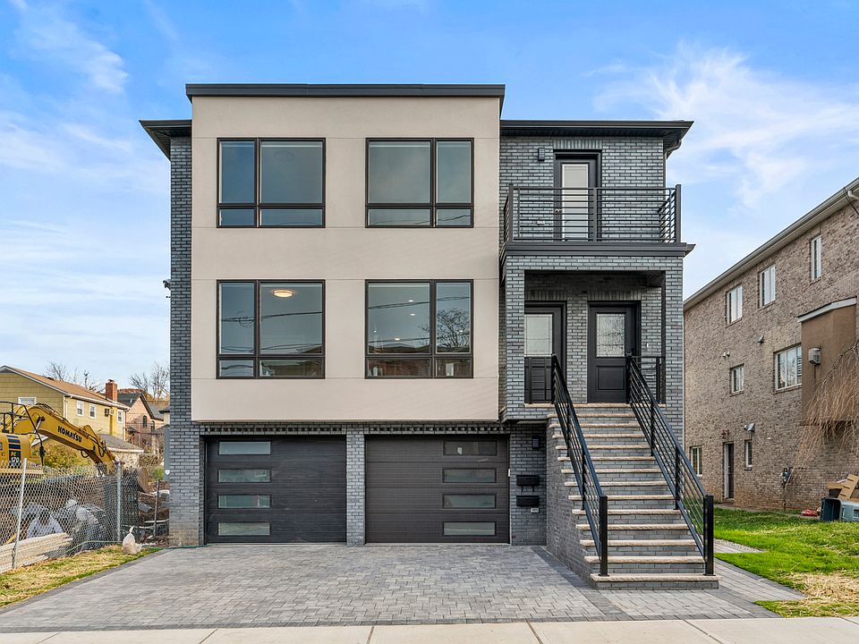 WELCOME TO 1ST ST-CONVINIENTLY LOCATED ALL MAJOR HIGWAYS AND QUIET NEIGHBORHOOD