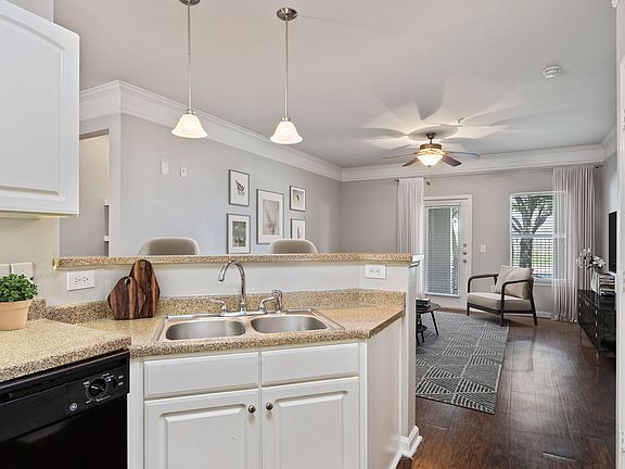 Full Kitchen View