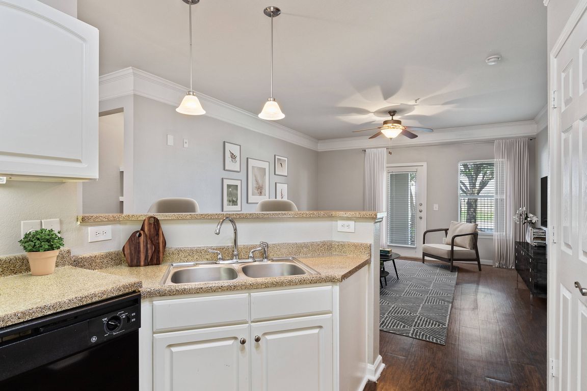 Full Kitchen View