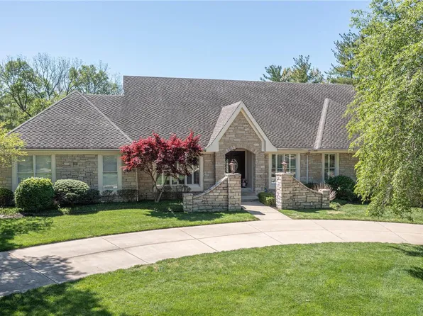16308 Wilson Creek Ct, Chesterfield, MO 63005