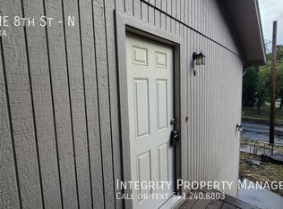 704 NE 8th St #N, Grants Pass, OR 97526
