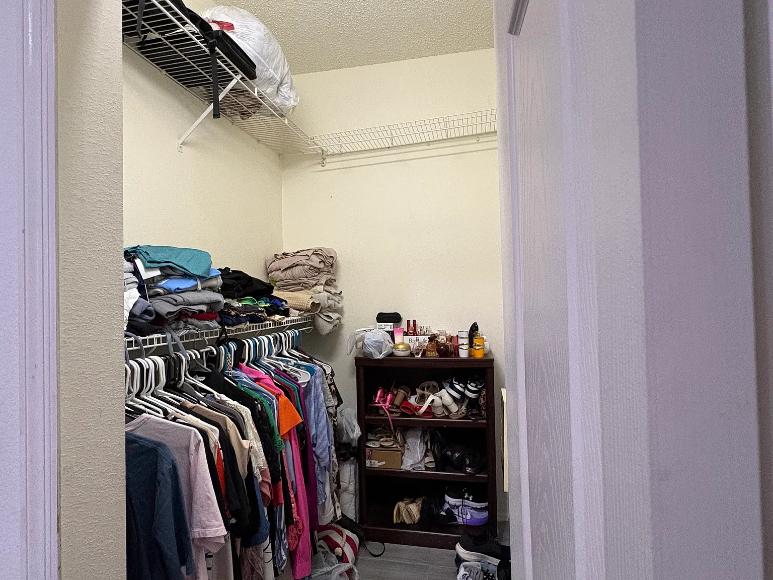 3 bed, 1425 sqft, $2,350 — Photo 4